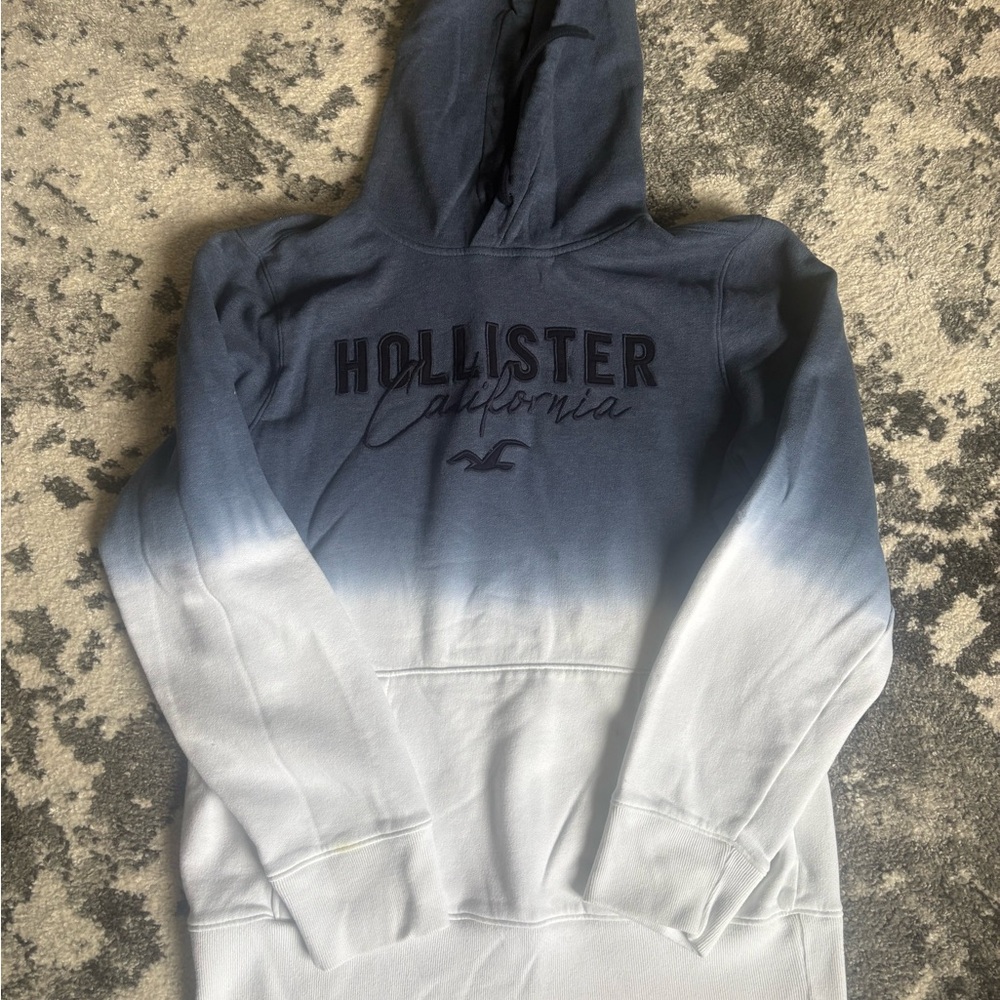Hollister Men's Navy and White Ombre Hoodie